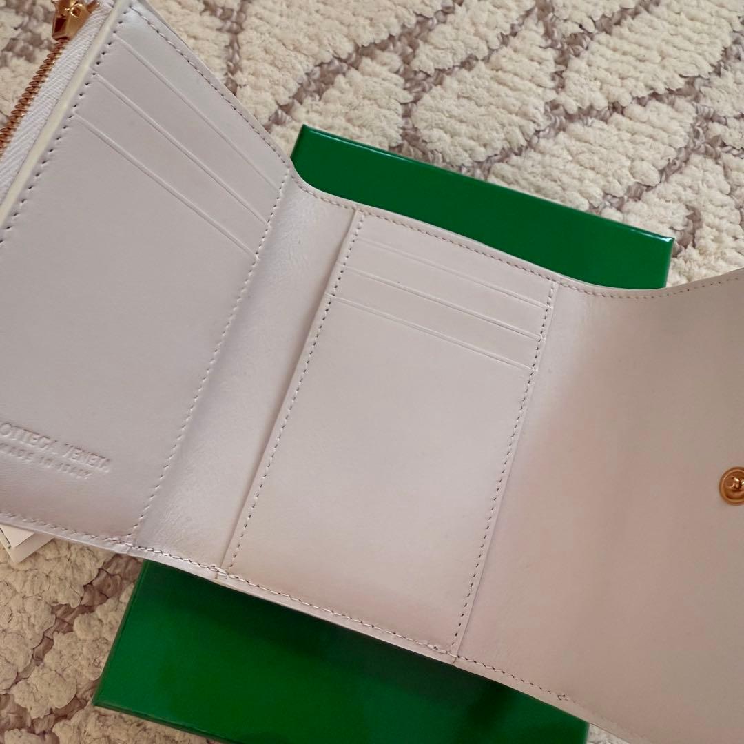 Bottega Veneta ホワイト三つ折り財布美品