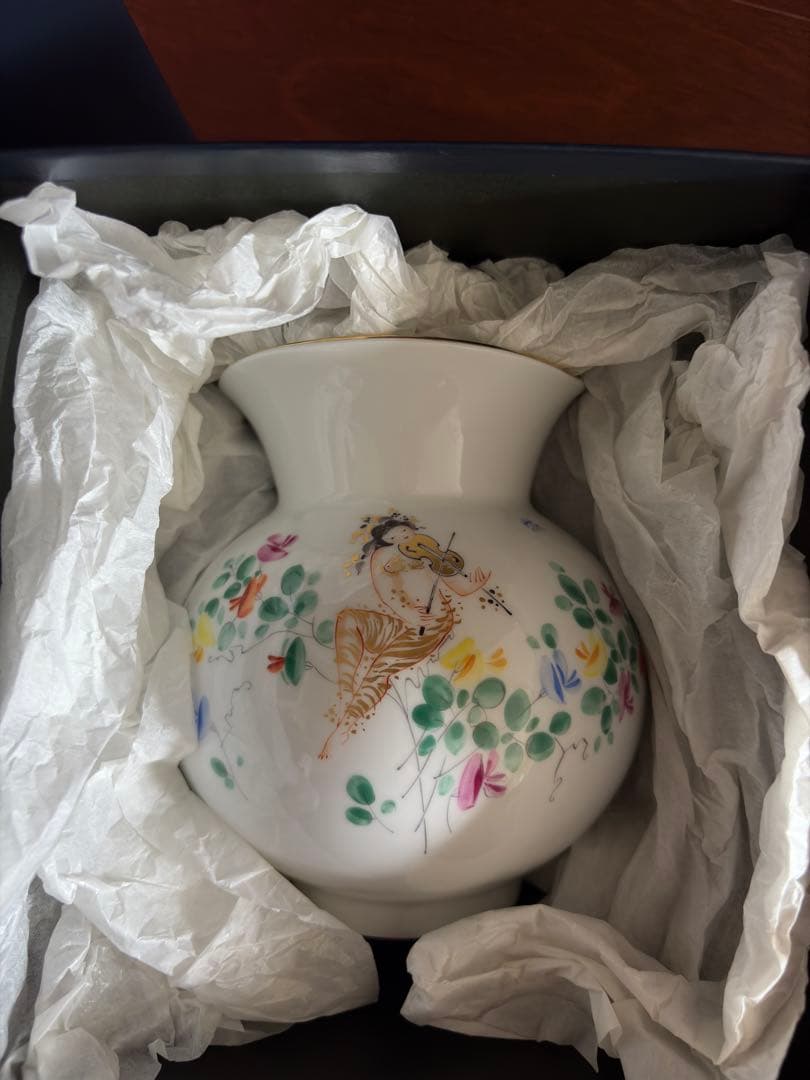 【新品未使用・箱入り】マイセン 花瓶（バイオリン奏者）Meissen Vase