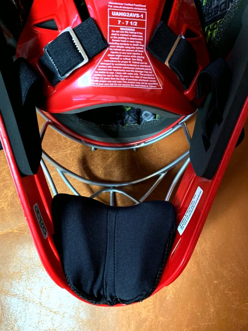 新品2026年★アメリカ国内限定☆アンダーアーマー☆キャッチャーヘルメット☆赤