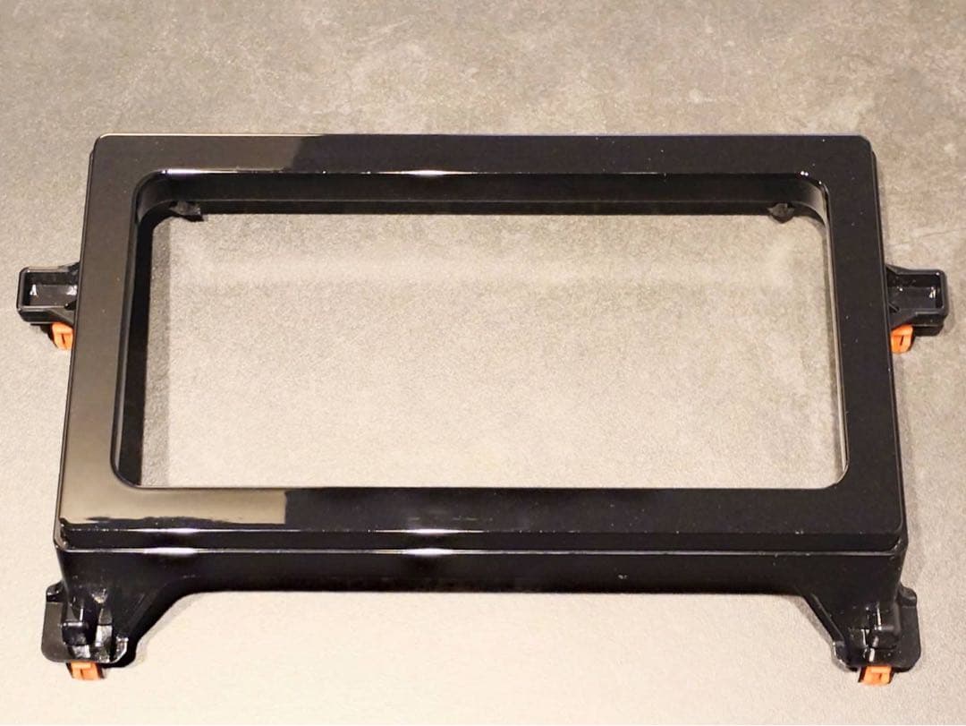 トヨタ純正　NSZT-W66T カーナビ