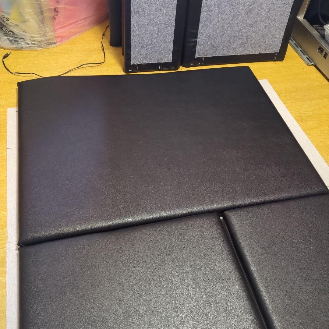 【にゃーさん】フラット4点セット&ベット4分割【ブラックレザー】