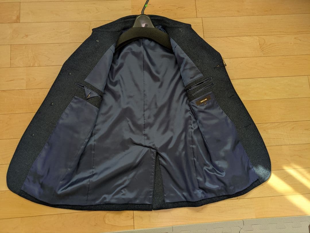 コムサメンのコート　定価64900円の80%オフ