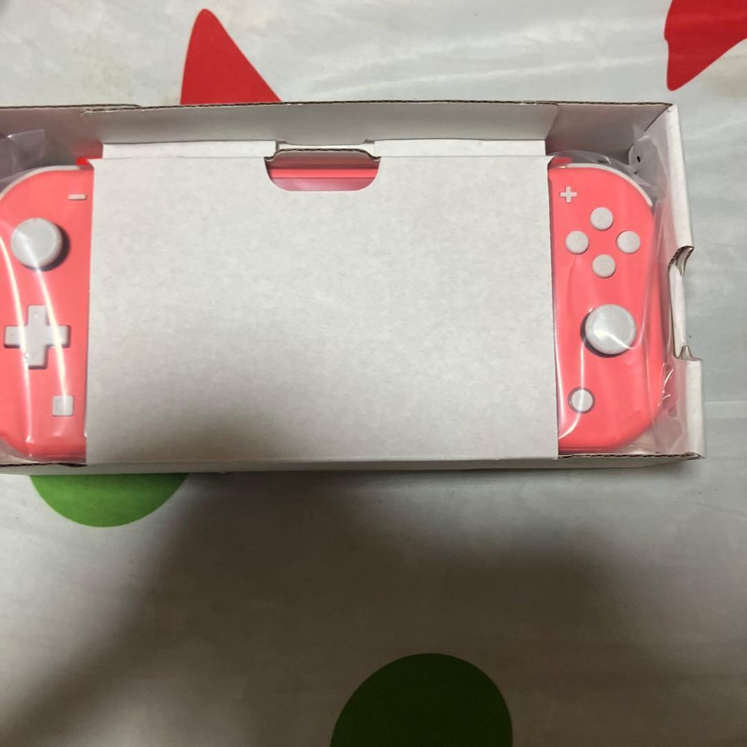 Nintendo Switch Lite スイッチライト コーラル