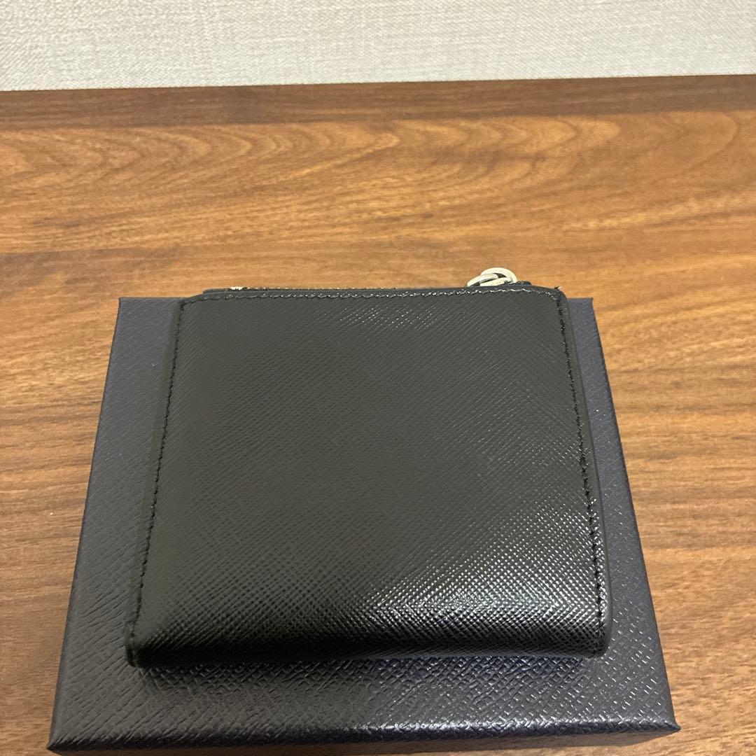 PRADA プラダ 二つ折り財布 メンズ ブラック バイフォールドウォレット