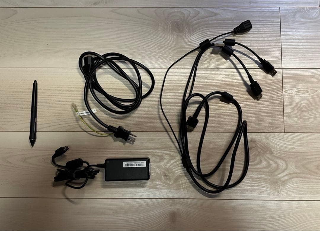 Wacom Cintiq 16 液晶ペンタブレット