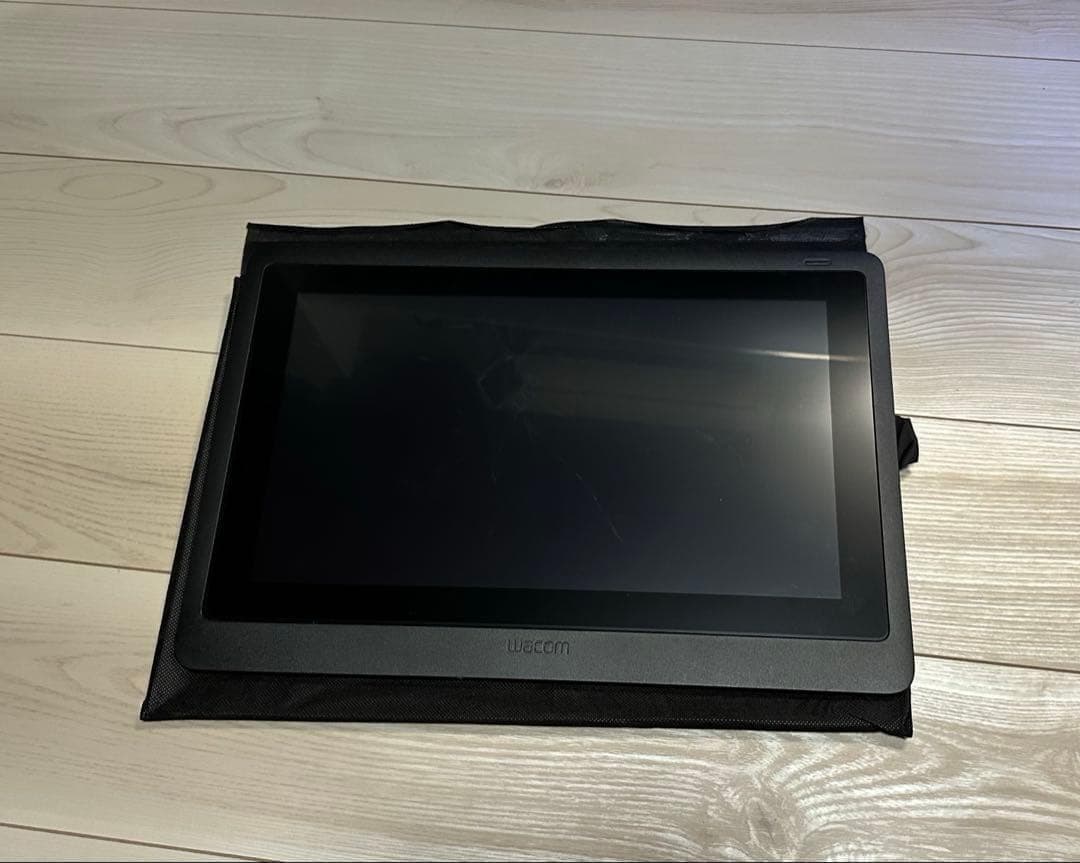 Wacom Cintiq 16 液晶ペンタブレット