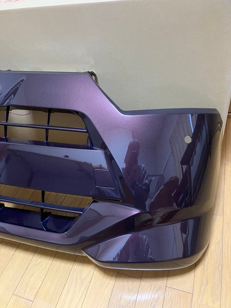 ✨写真追加【純正美品】ダイハツ⭐️ミライースLA350S⭐️フロントバンパー
