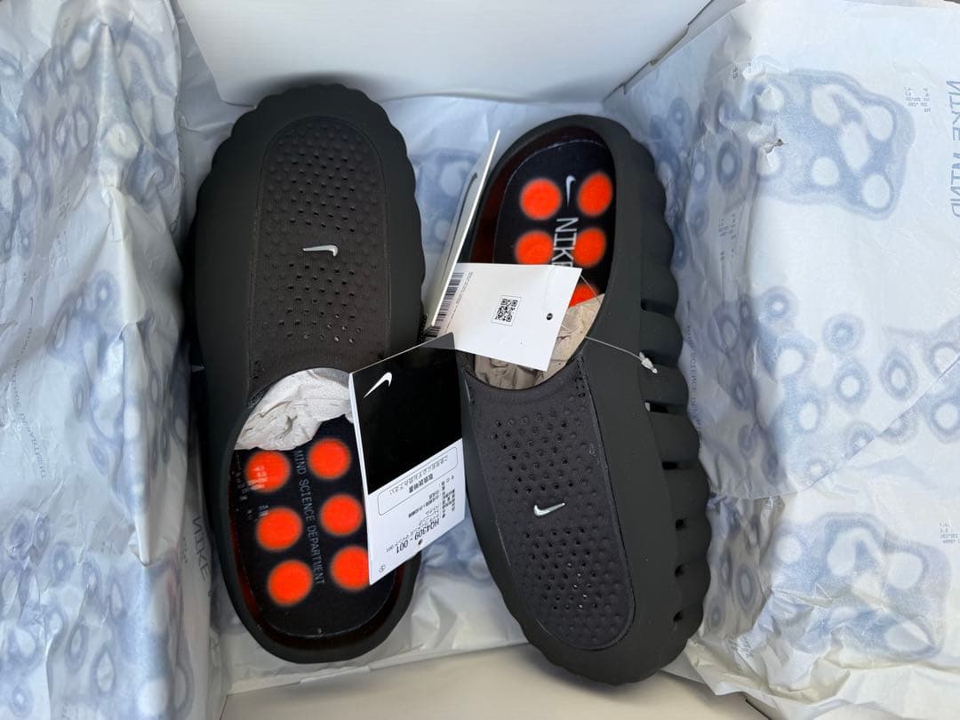 靴 Nike Women's Mind 001