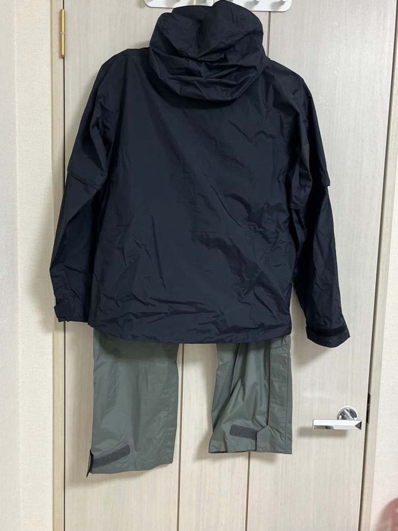 【新品未使用】ダイワ　レインマックス デタッチャブルレインスーツ DR-3021