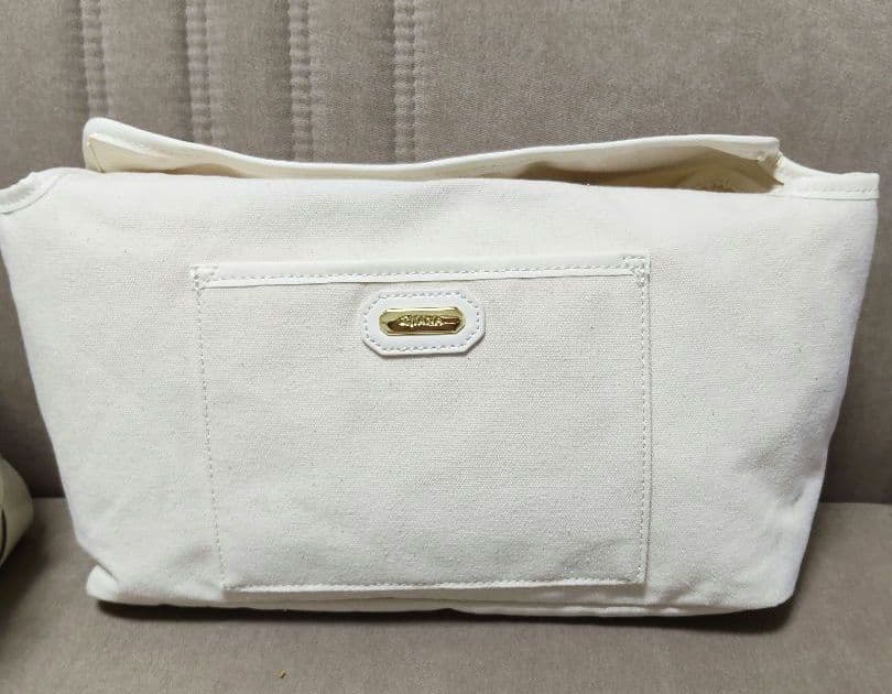 ダイアナ　ワイドメッシュバック　2wey 　インナーバッグ付き　チャーム付き