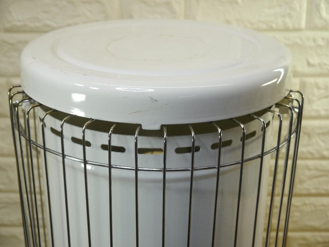 送料無料◆２０１３年◆コロナ　石油ストーブ ホワイト 円筒形　　灯油