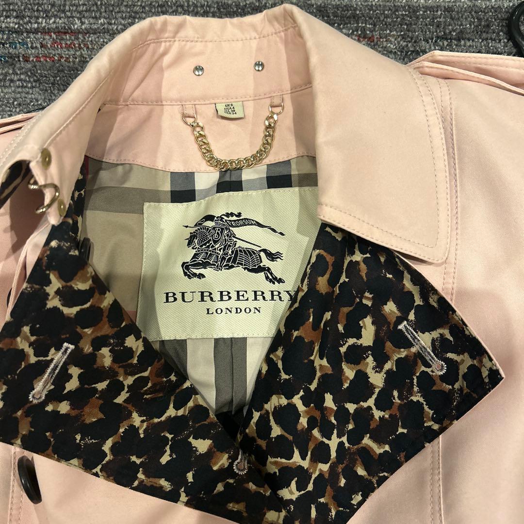 BURBERRY ピンク トレンチコート