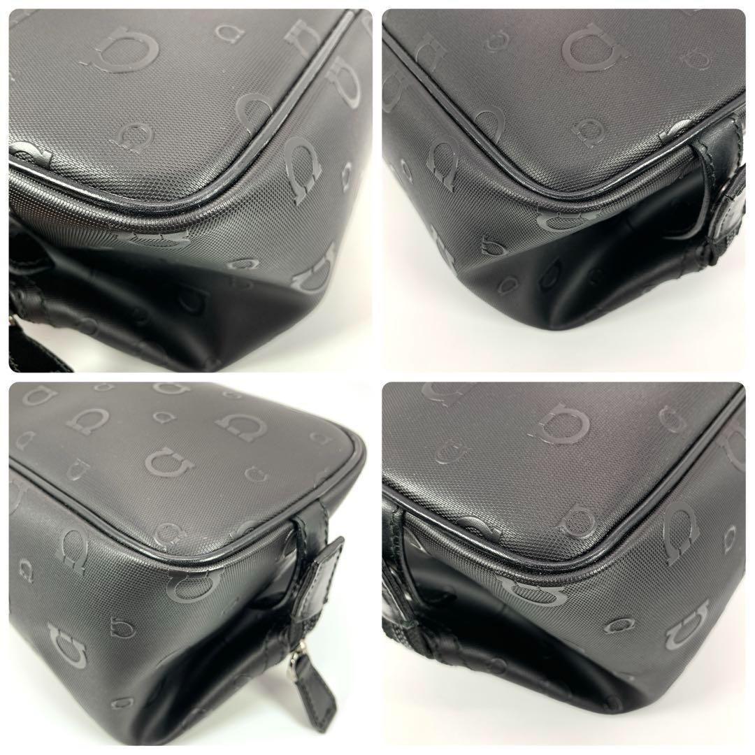 未使用　Ferragamo　フェラガモ　ガンチーニ　セカンドバッグ　ブラック