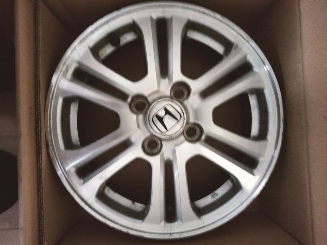 【最終値引き】ホンダ N-BOXカスタム　14インチ 純正アルミホイール