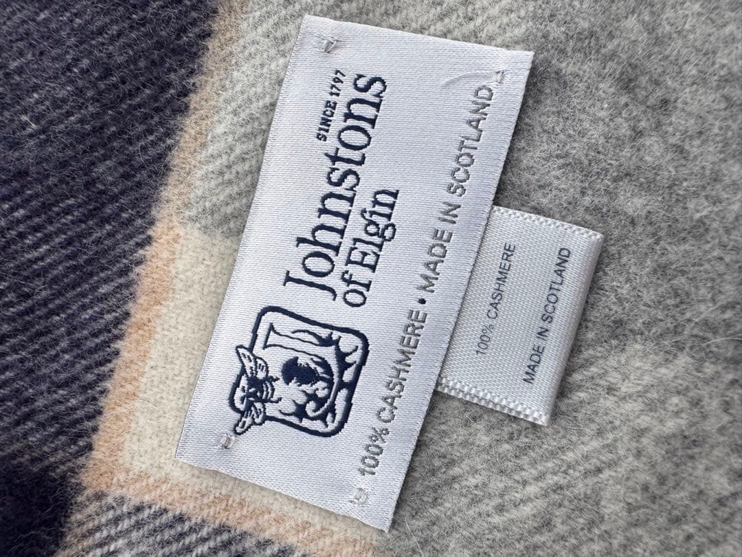 Johnstons of Elgin 100% Cashmere ストール
