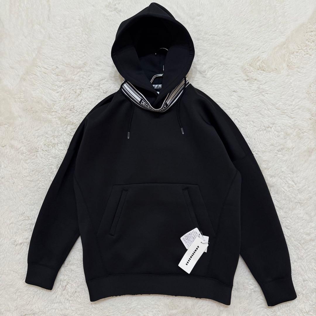 新品 ディセンバーメイ ボンディングパーカーユニセックス S(Lサイズ相当)
