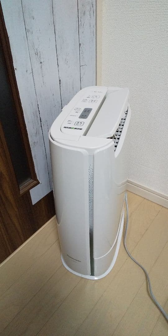 クリーニング済み➰オススメ✨パナソニック衣類乾燥除湿機