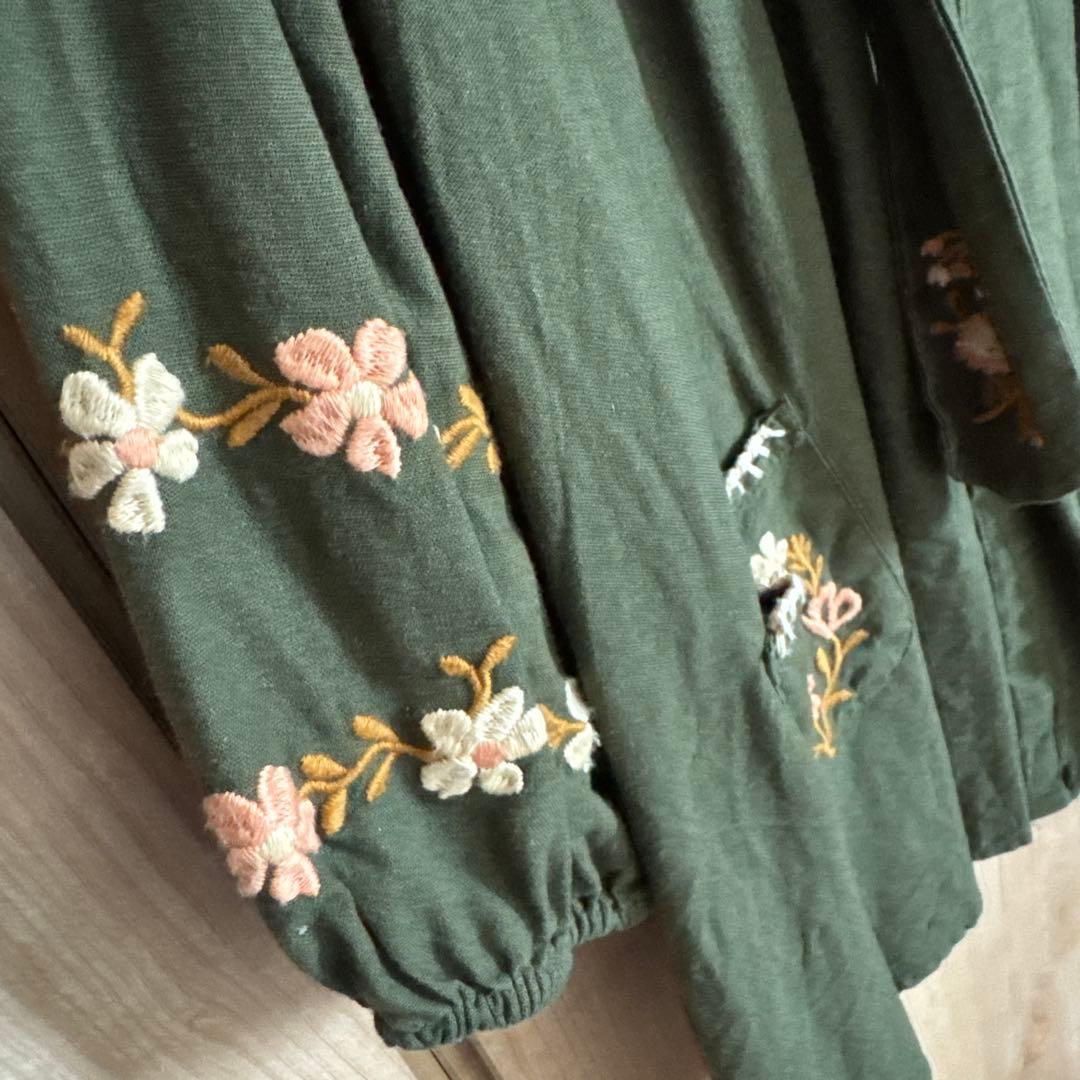 apolina 花柄刺繍 ワンピース オリーブグリーン 5-7y