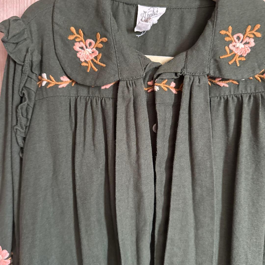 apolina 花柄刺繍 ワンピース オリーブグリーン 5-7y