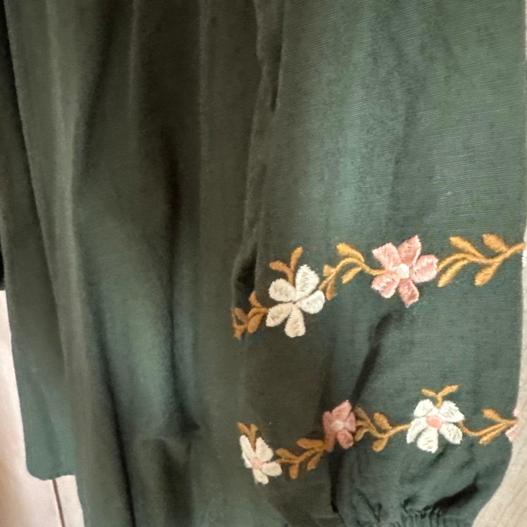apolina 花柄刺繍 ワンピース オリーブグリーン 5-7y
