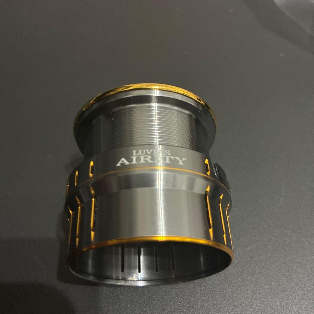 LUVIAS AIRITY FC 2500S-XQD スピニングリール