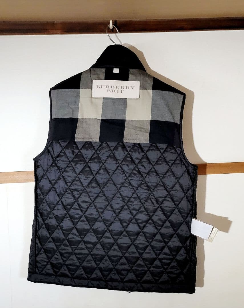BURBERRY BRIT　バーバリー　キルティング　中綿ベスト　　美品　SP