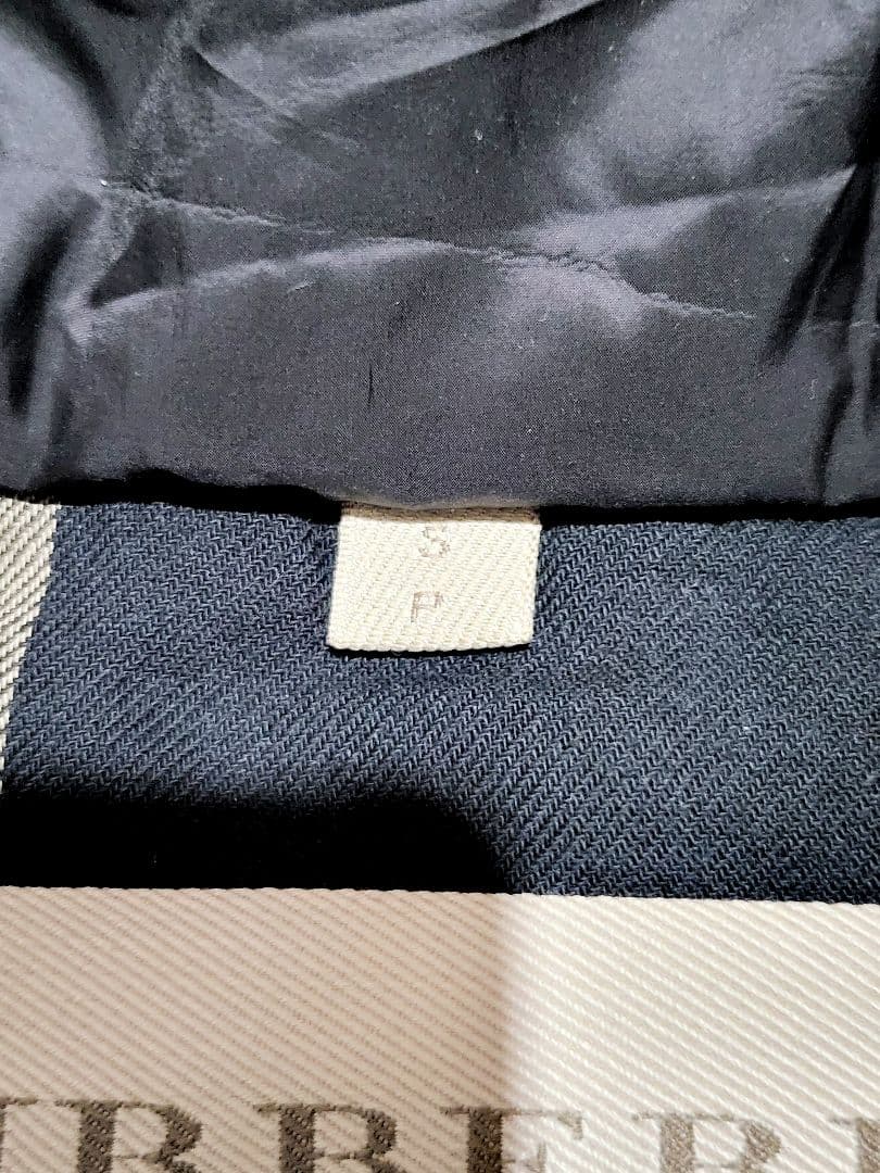 BURBERRY BRIT　バーバリー　キルティング　中綿ベスト　　美品　SP