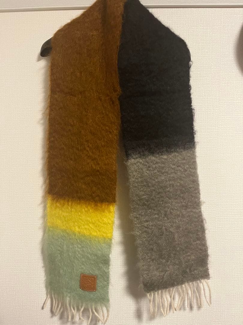 LOEWE マルチカラーフリンジマフラー