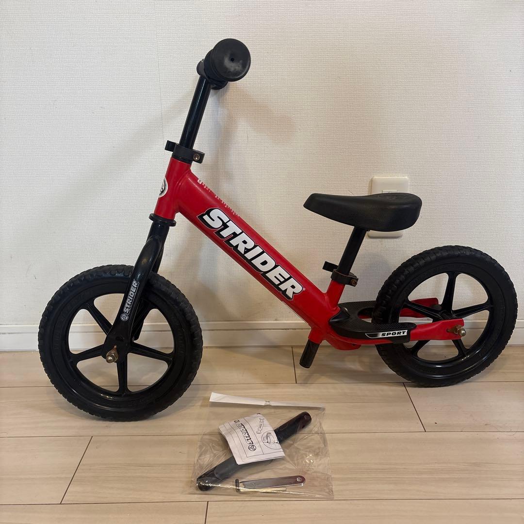 STRIDER 12 クラシック バランスバイク 赤　レッド
