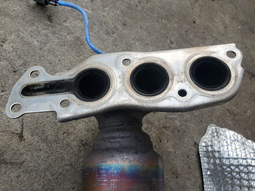 美品　L285S エキゾーストコンバーター 触媒 L275S ミラムーヴ　タント