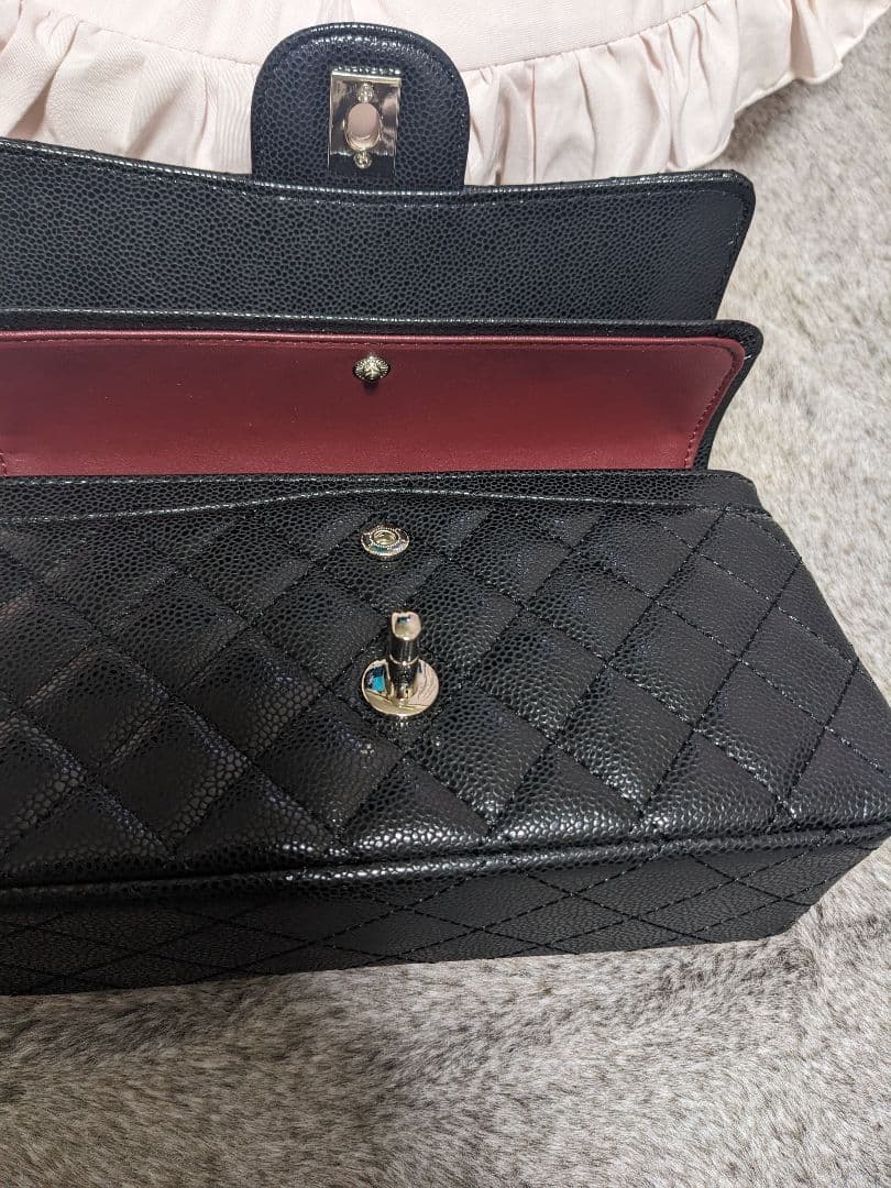 チェーンショルダーバック/黒×シルバー金具