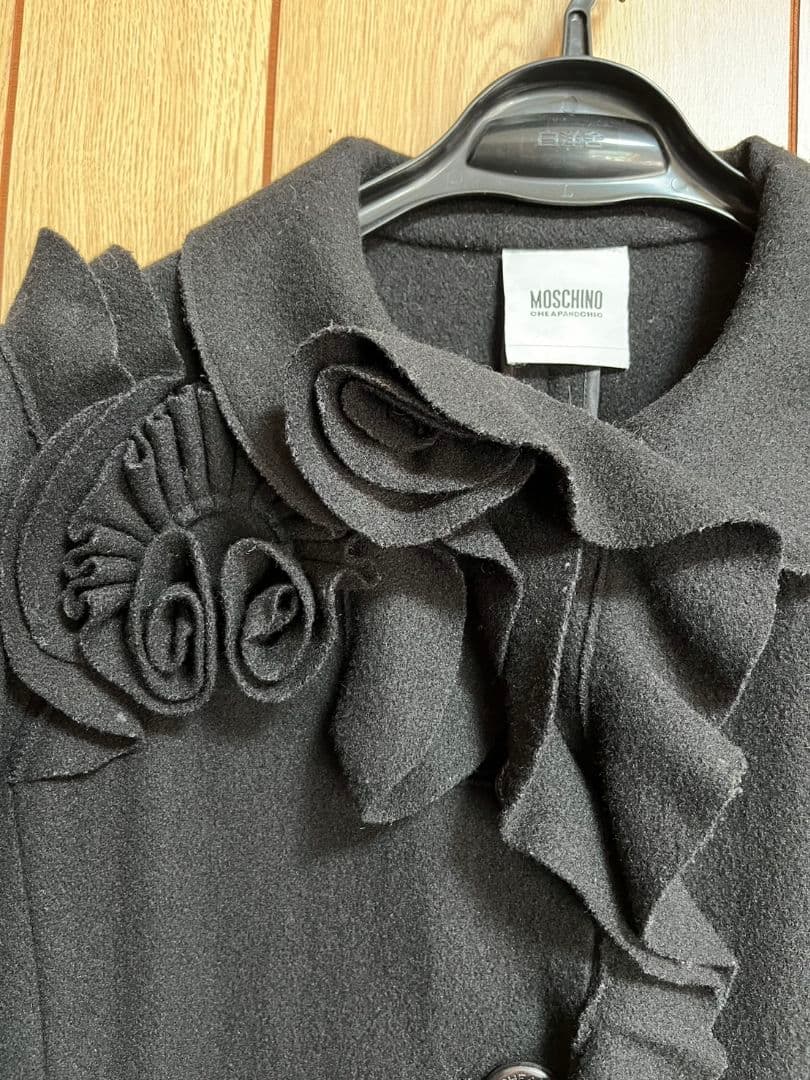 MOSCHINO ブラック ロングコート フリル