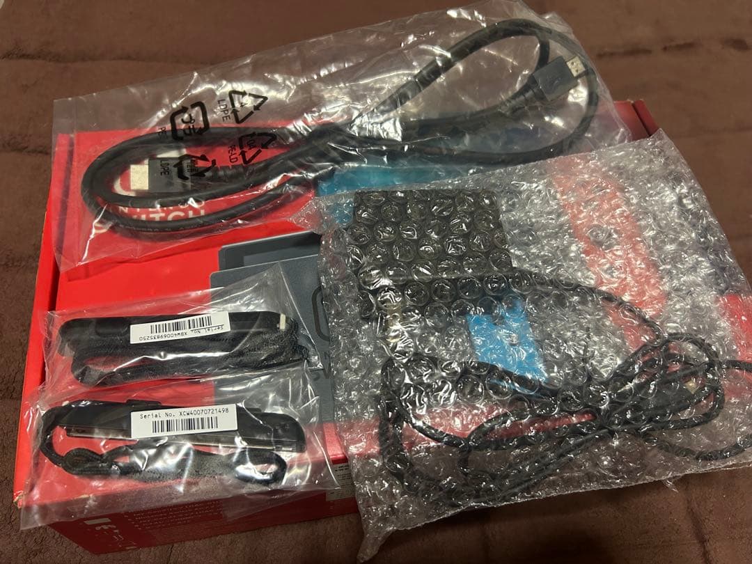 Nintendo Switch 本体 + micro SDカード