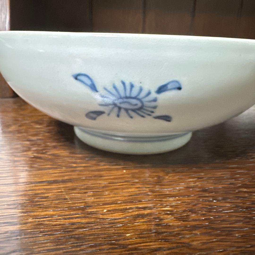 佐藤走波. 六代、染錦. 幾何学花模様の鉢・ボウル