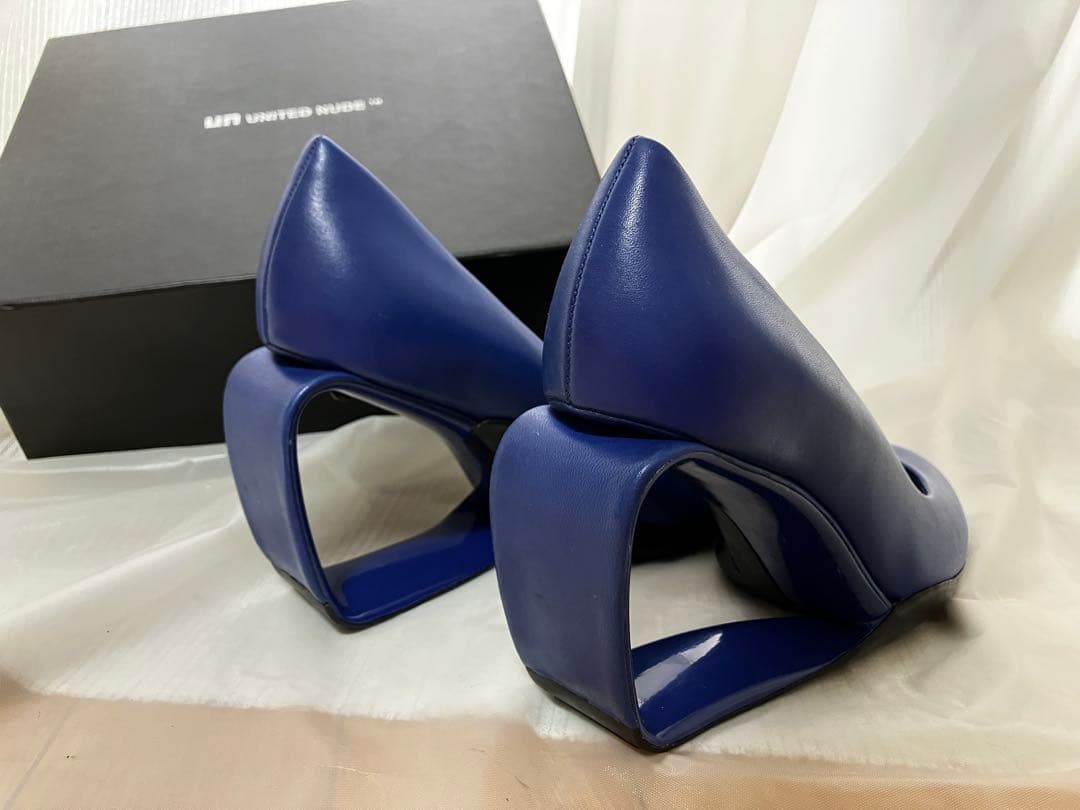 UNITED NUDE パンプス