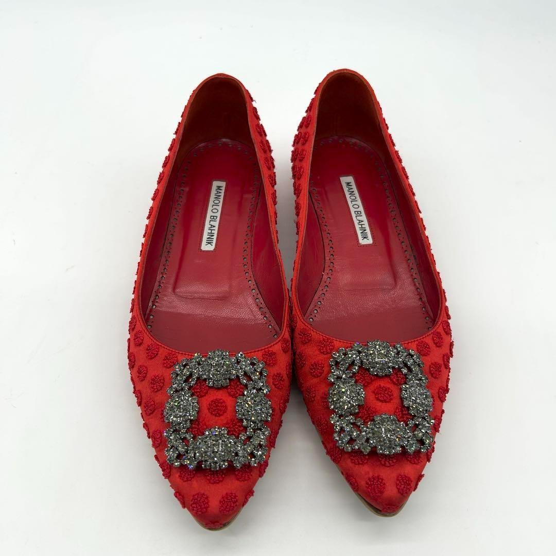 【美品】マノロブラニク ハンギシ フラットシューズ 38 シルクサテン 赤
