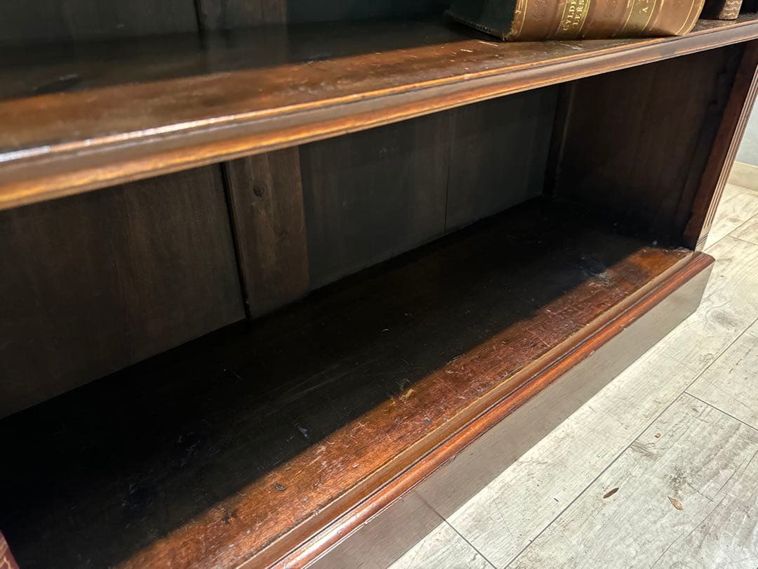 英国アンティーク 本棚 Lloyd’s Antiques ブックシェルフ