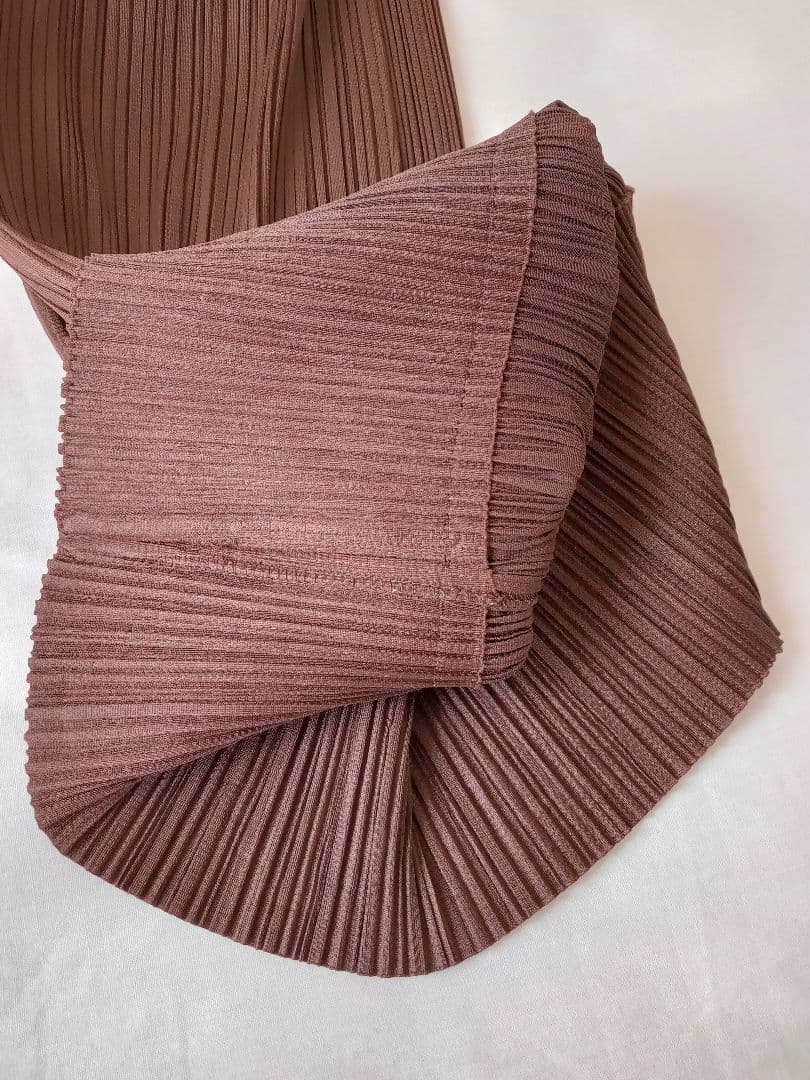 プリーツプリーズ 　総丈71cmパンツ 美品