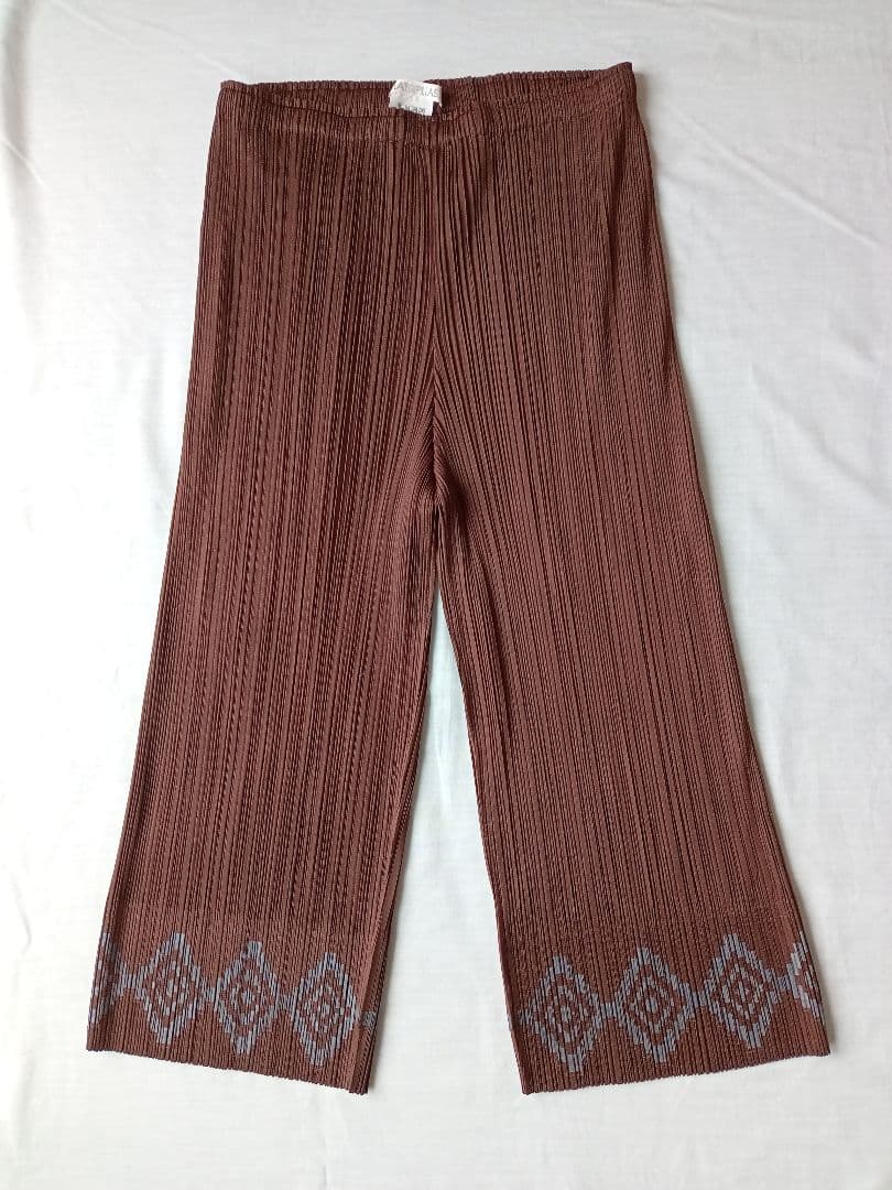 プリーツプリーズ 　総丈71cmパンツ 美品