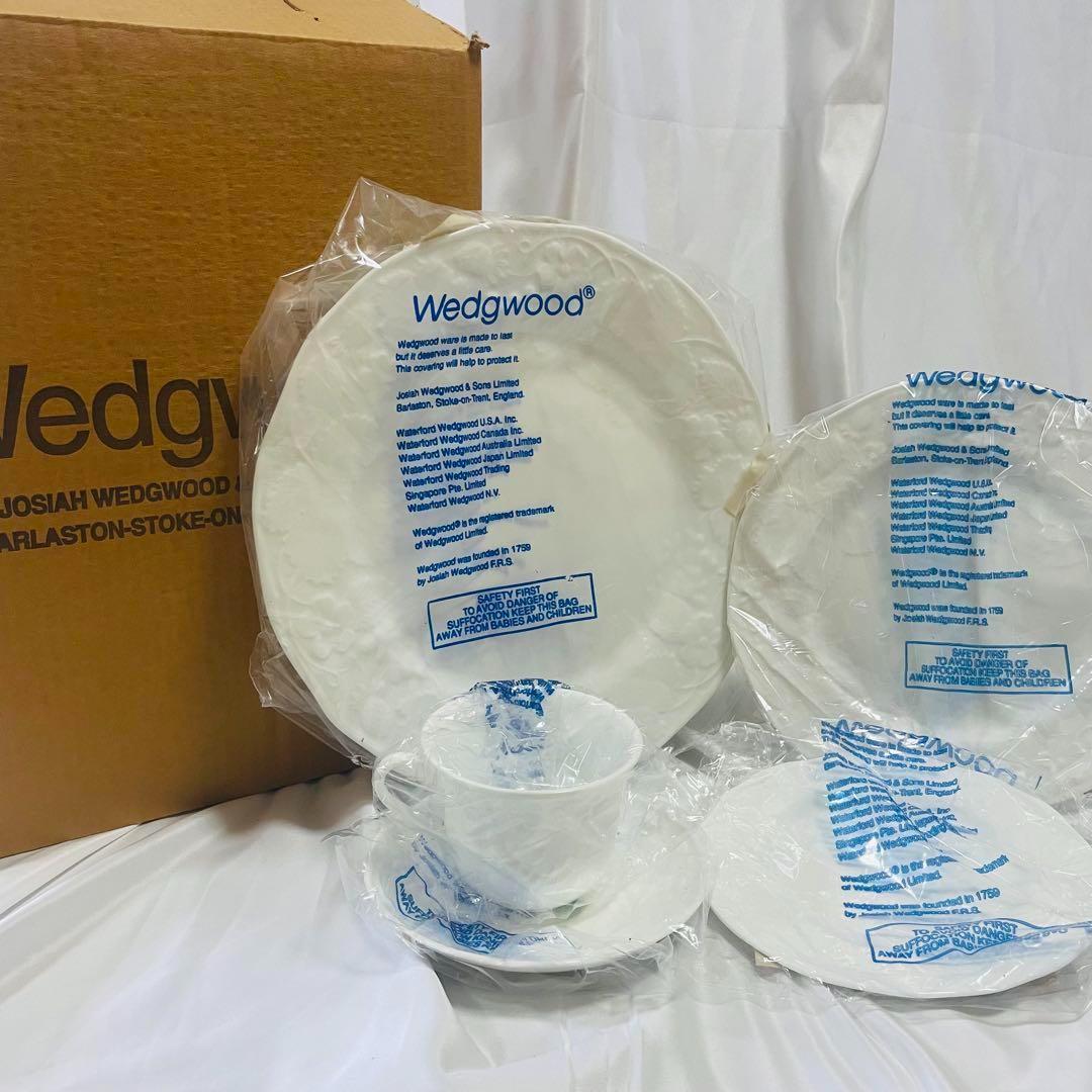 【廃盤】業務用　ウェッジウッド 黒壺 ストロベリーバイン 食器セット 未使用