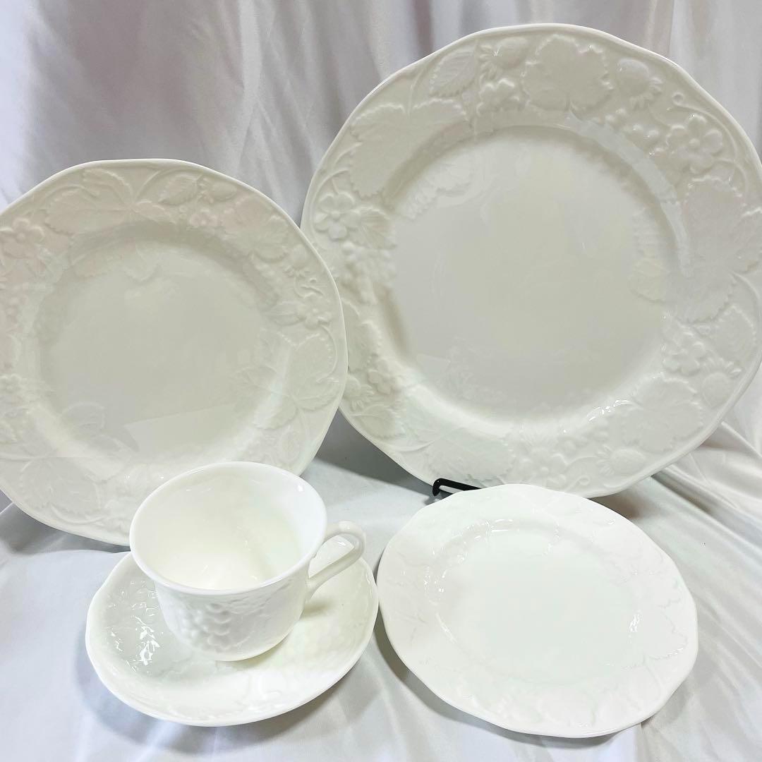 【廃盤】業務用　ウェッジウッド 黒壺 ストロベリーバイン 食器セット 未使用