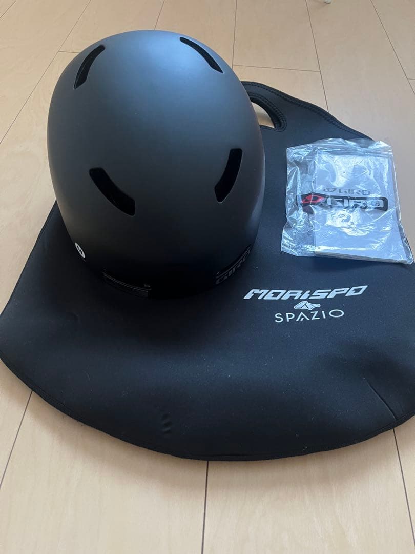 ジロ GIRO／ヘルメット スキー スノーボード ウィンタースポーツ