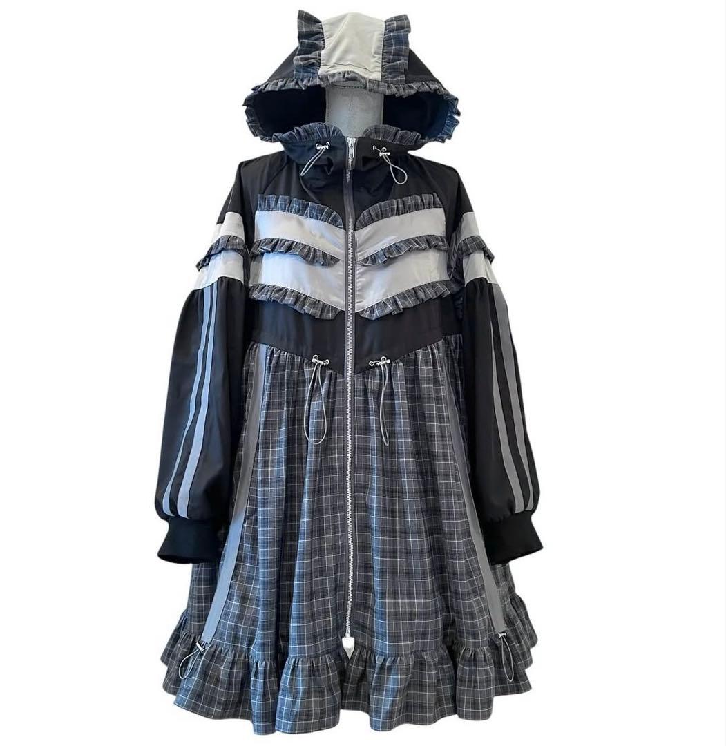 【完売商品】HEIHEI ナイロンフーディフリルドレス ワンピース