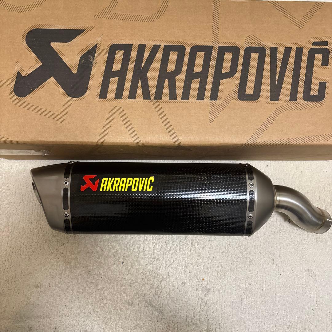 zx4r用 AKRAPOVIC マフラー