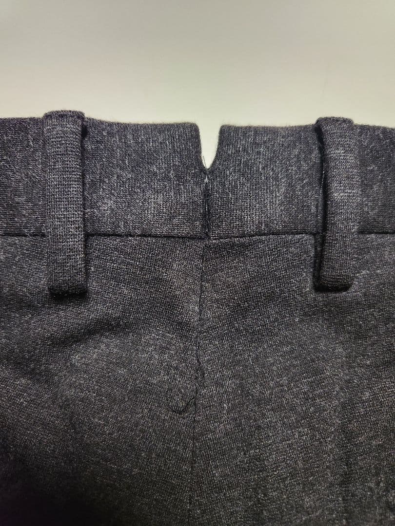 ピーティーゼロウーノ　TRAVELLER　テクノジャージー　濃灰　48　秋冬