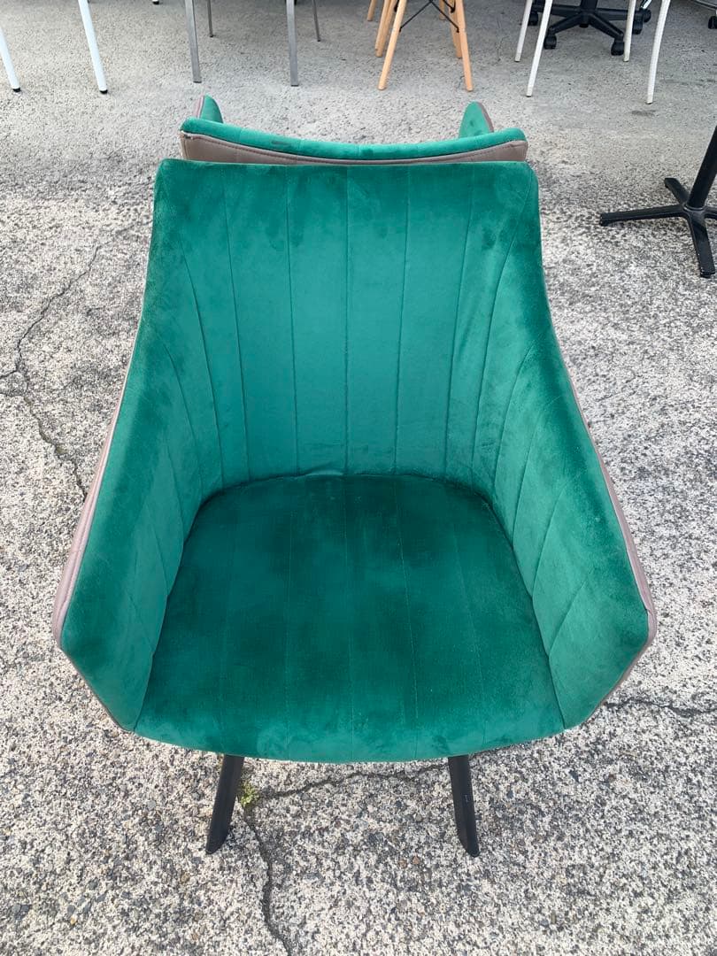 ベルベット椅子　　ダイニング椅子　サイド カフェ　テーブル