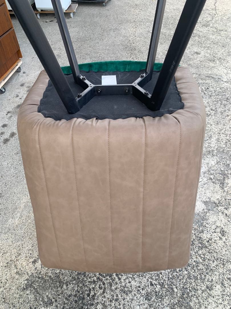 ベルベット椅子　　ダイニング椅子　サイド カフェ　テーブル