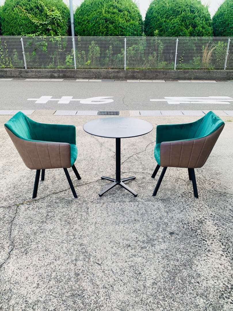 ベルベット椅子　　ダイニング椅子　サイド カフェ　テーブル