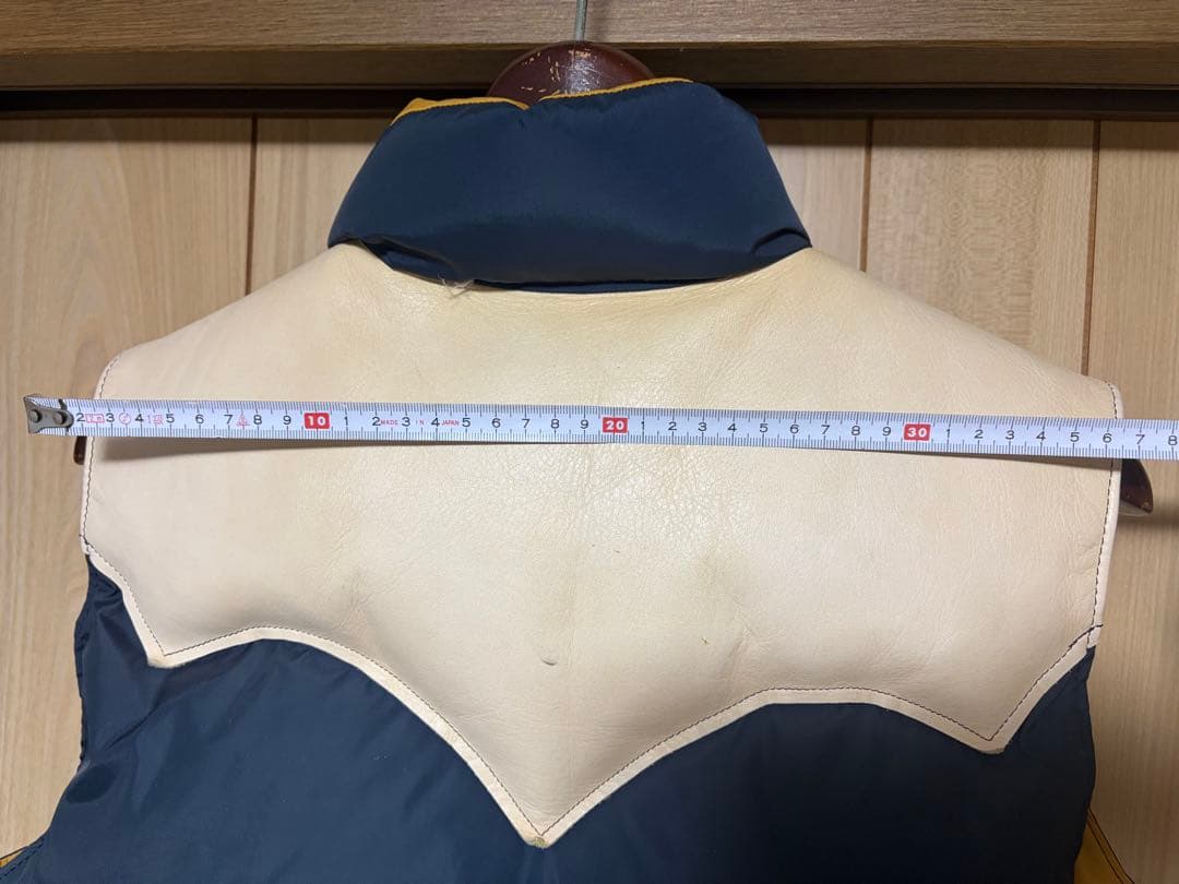 ロッキーマウンテン　ダウンベスト ネイビー/イエロー サイズ40