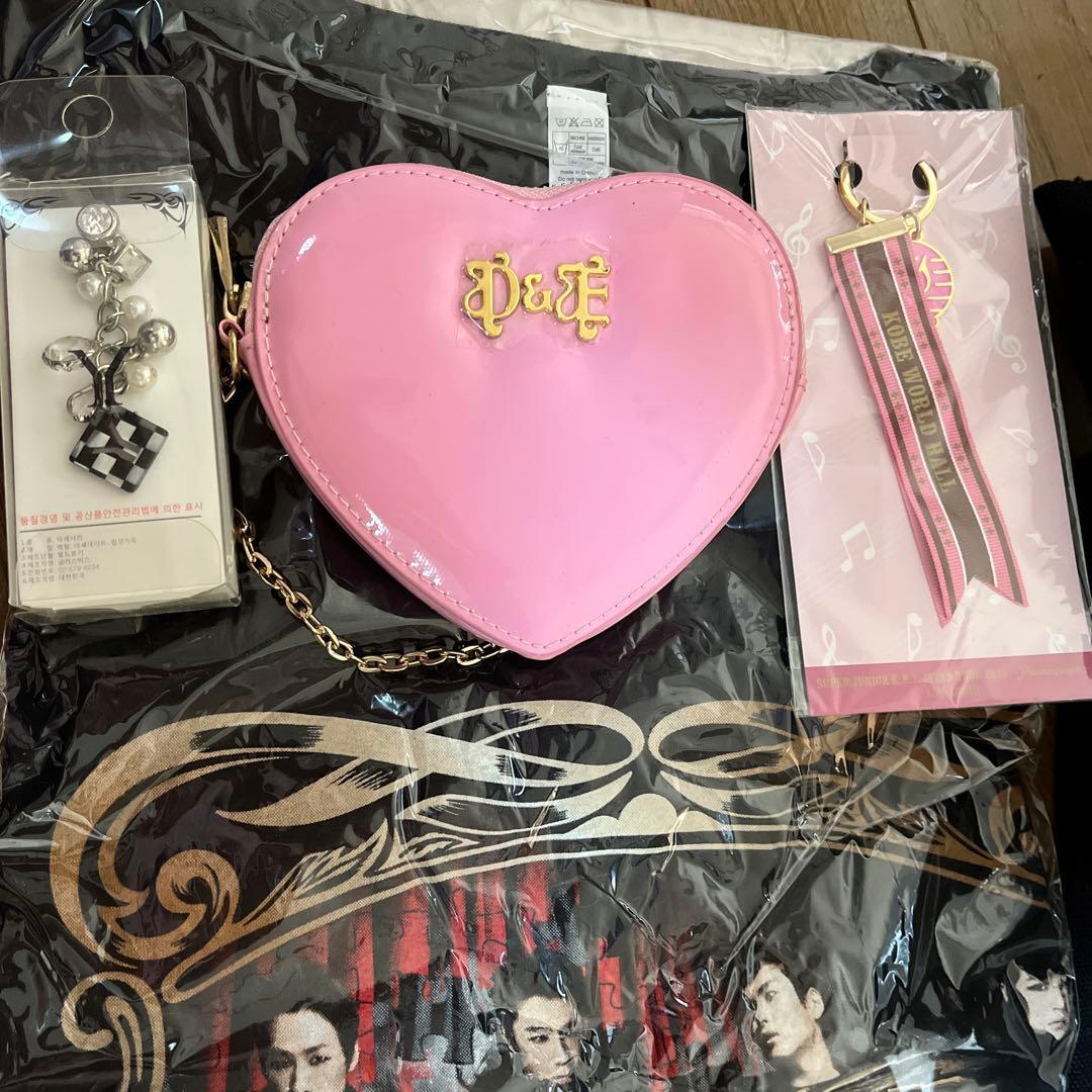 スーパージュニア まとめ売り 会報誌、DVD 、BluRay、グッズ